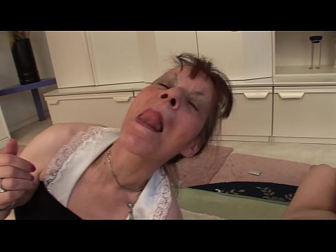 ❤️ Divām vecmāmiņām un vectētiņam ir sekss trijatā ❤️❌ Porno pie mums lv.sexeey.ru